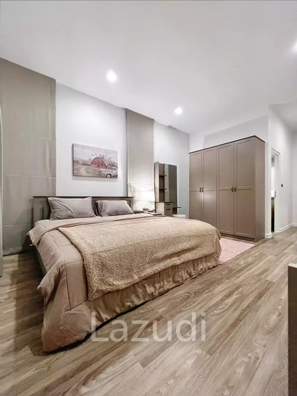 4 Bed 4 Bath 280 SQ.M Burasiri Krungthep Kreetha