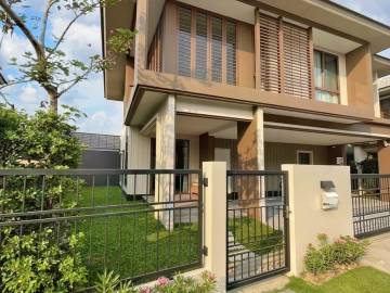 4 Bed 4 Bath 280 SQ.M Burasiri Krungthep Kreetha
