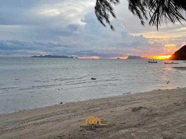 Beach Front Land with Sunset View Khao Laem Yai