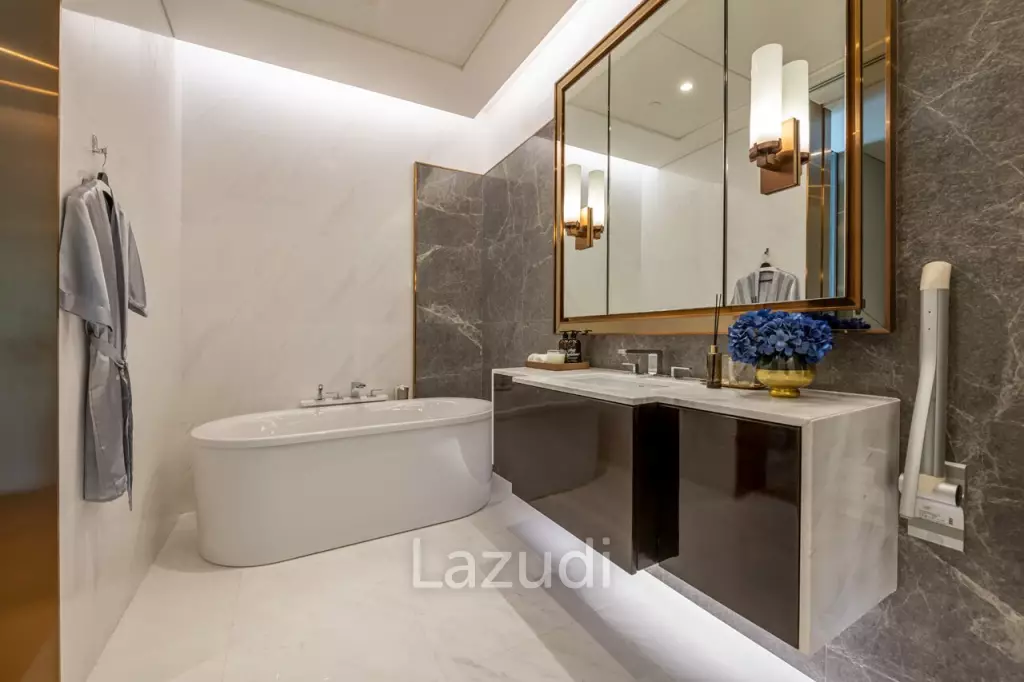 1 Bed 1 Bath 87 SQ.M Sindhorn Tonson