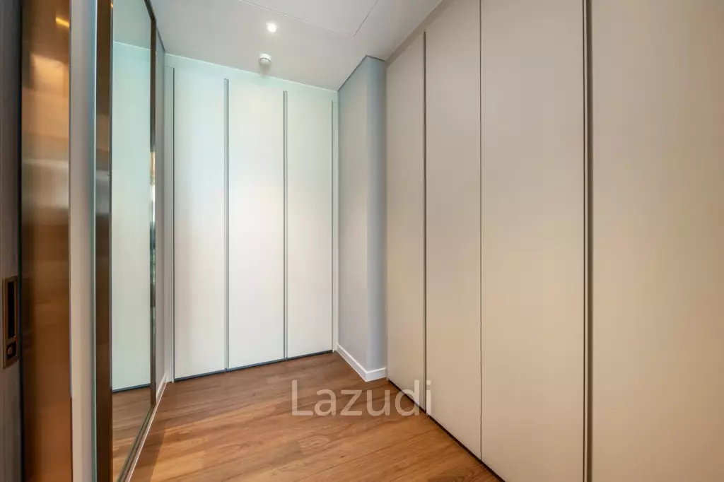1 Bed 1 Bath 87 SQ.M Sindhorn Tonson