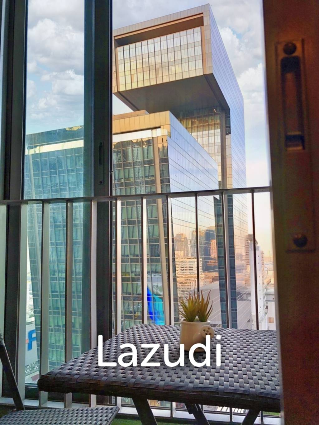 1 Bed 1 Bath 31 SQ.M Ideo Mobi Rama 9
