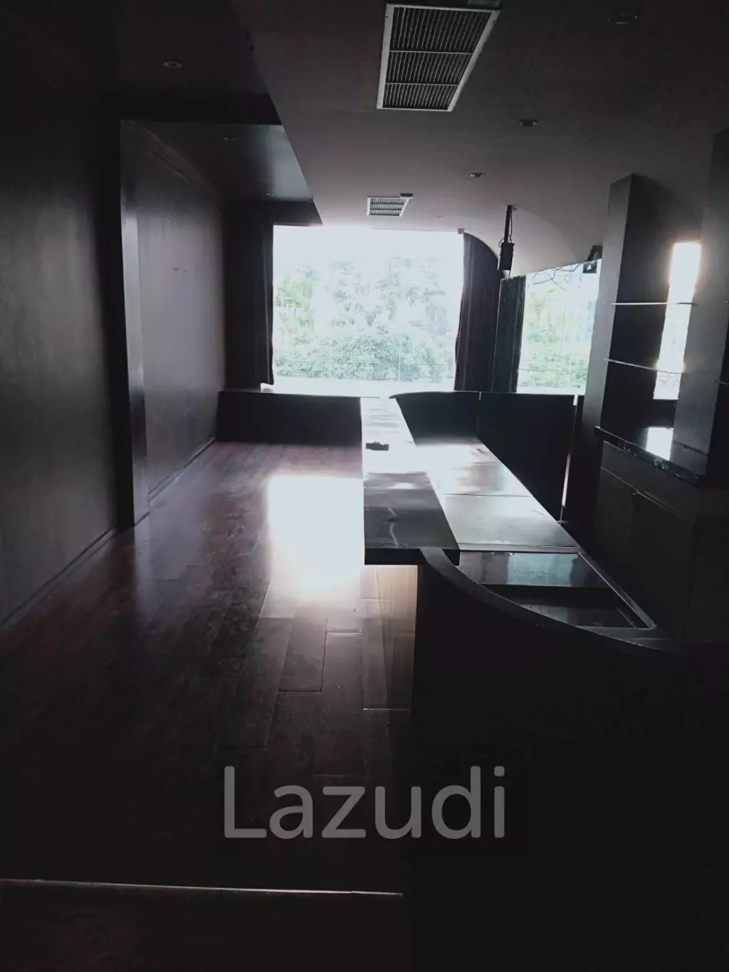 5 Storey Building for Lease on Thonglor Soi 5