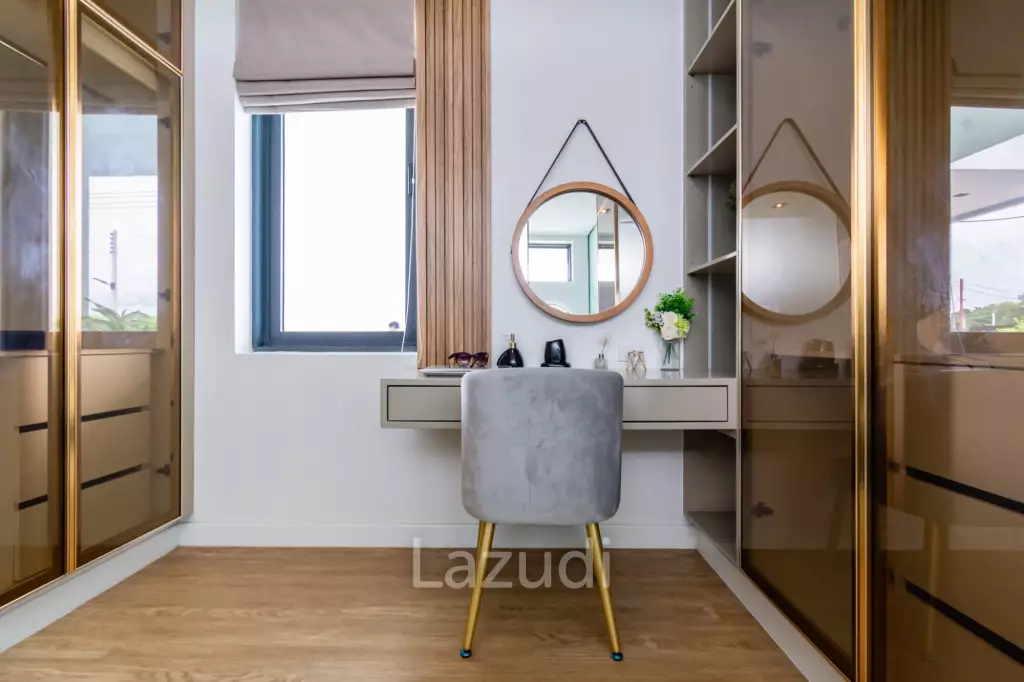 3 Bed 3 Bath 305 SQ.M. Avatar Manor