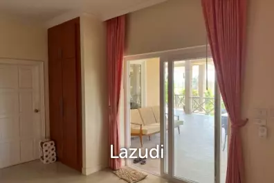 2 STOREY VILLA NEAR BLACK MOUNTAIN : 3 bed on large plot
