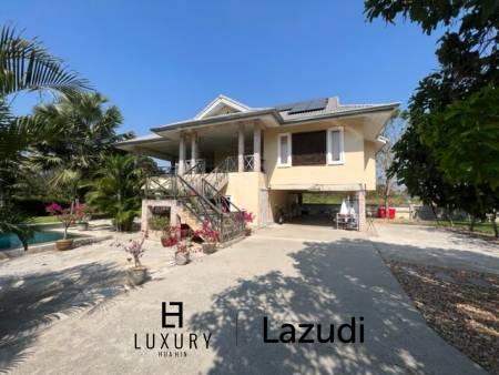 2 STOREY VILLA NEAR BLACK MOUNTAIN : 3 bed on large plot