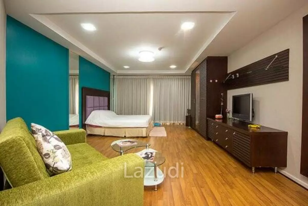 1 Bed Beachfront Condo