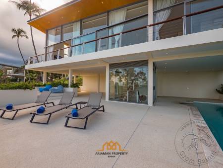 Spacious and Modern 4-Bedroom Villa in Lamai