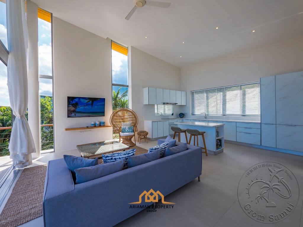 Spacious and Modern 4-Bedroom Villa in Lamai