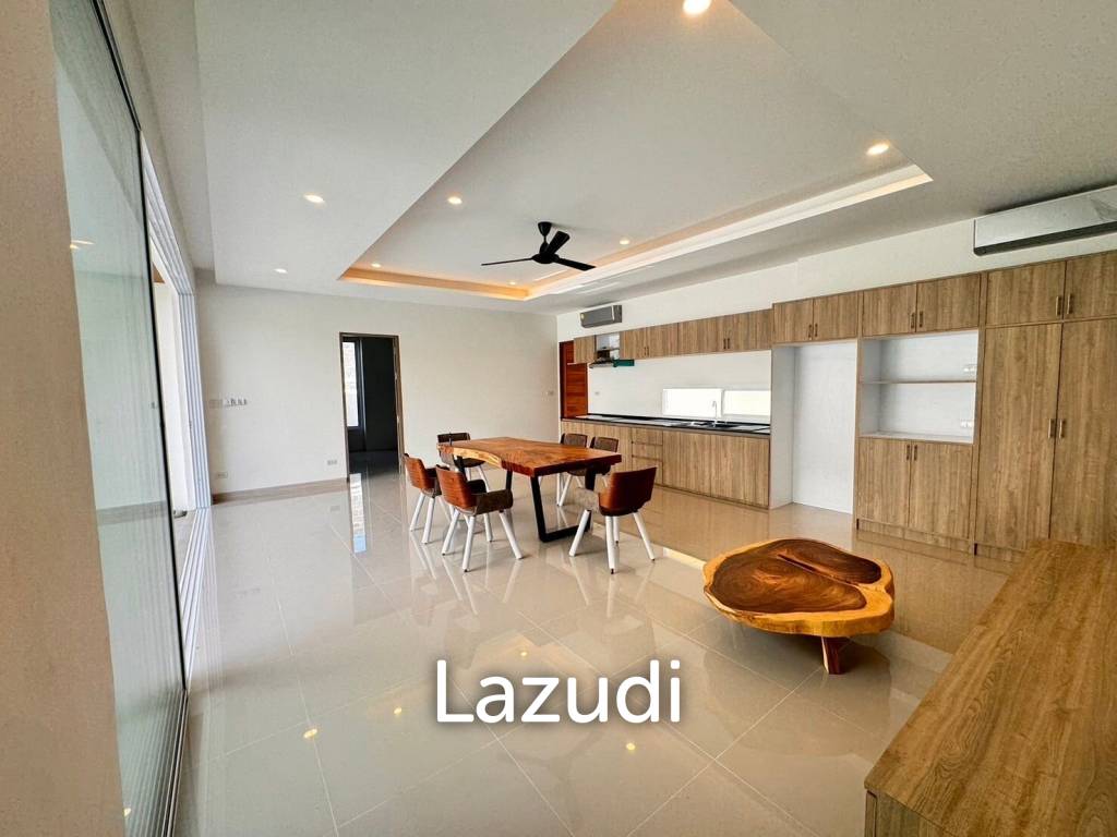 3-Bed Pool Villa In Baansuay Namuang
