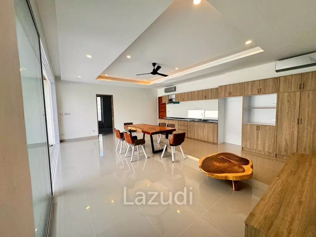 3-Bed Pool Villa In Baansuay Namuang