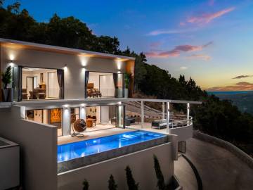 3 Bed 3 Bath 400 SQ.M. The Heights