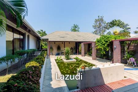 4 Bed Luxury Pool Villa on Palm Hills Golf Course