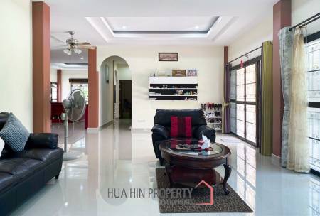 2 Storey : Stand Alone House On A Big Land Plot