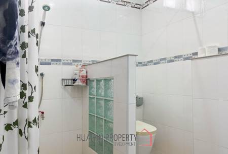 2 Storey : Stand Alone House On A Big Land Plot