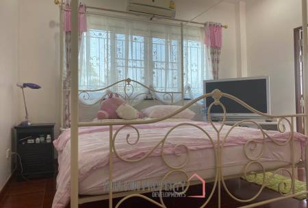 2 Storey : Stand Alone House On A Big Land Plot