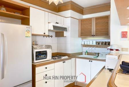 Baan Chom View : 2 Bedroom Sea View Condo