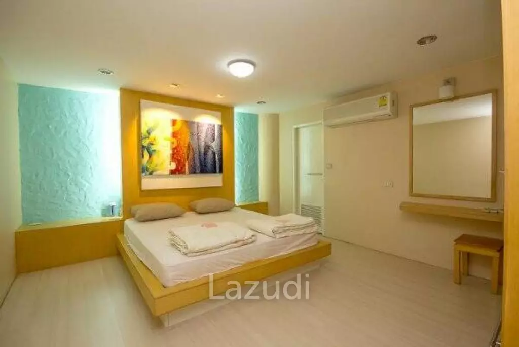 2 Bed Beachfront Condo