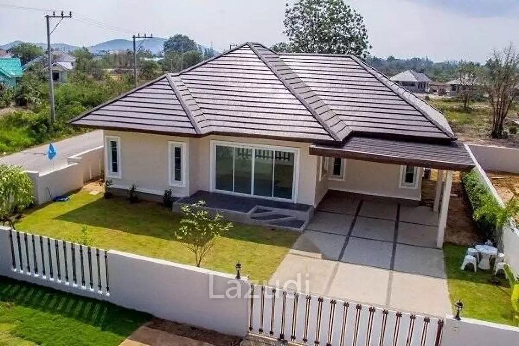 3 Bed Villa with Mountain View
