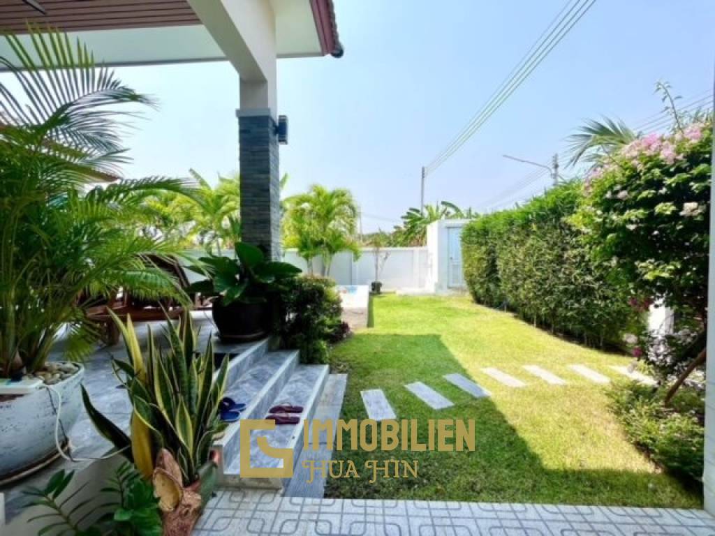 SINGLE - STOREY HOUSE ON SOI 94 : 3 Bed Villa with Pool in Hua Hin