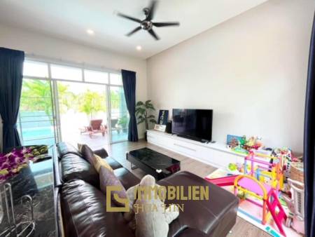 SINGLE - STOREY HOUSE ON SOI 94 : 3 Bed Villa with Pool in Hua Hin