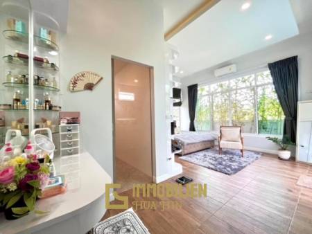 SINGLE - STOREY HOUSE ON SOI 94 : 3 Bed Villa with Pool in Hua Hin