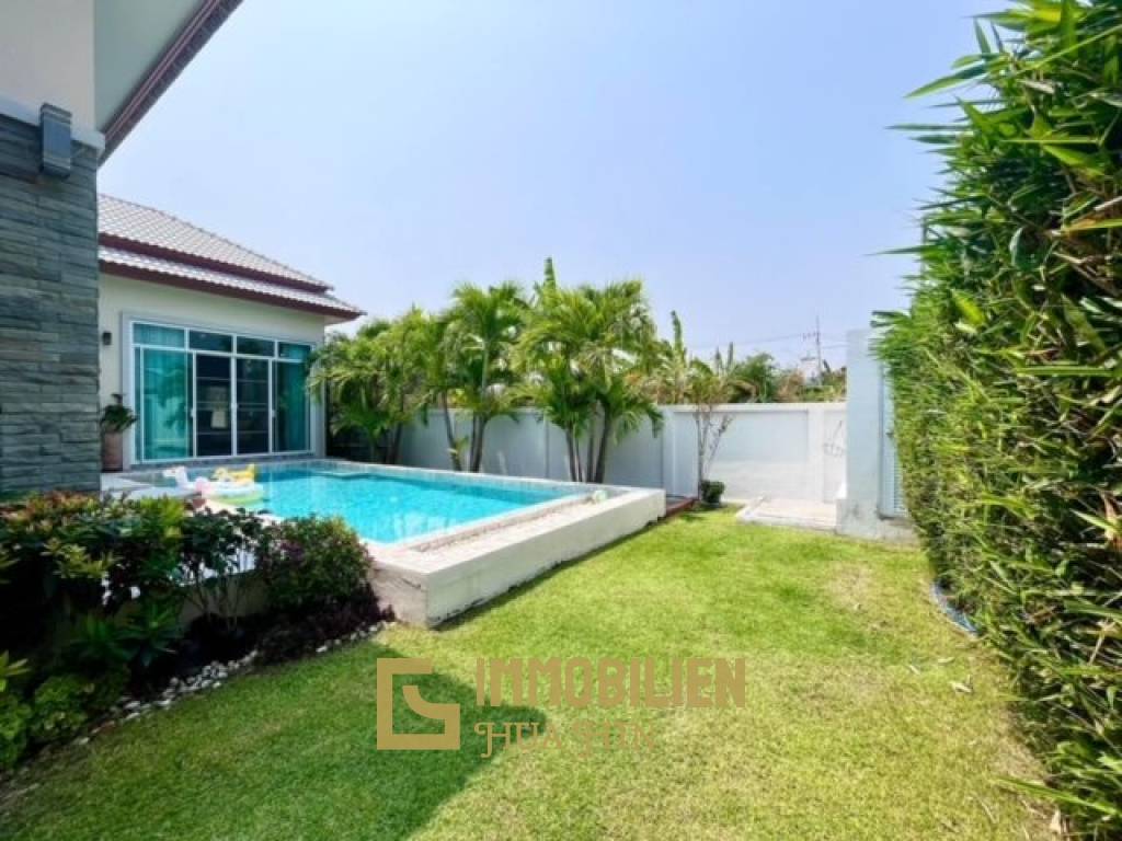 SINGLE - STOREY HOUSE ON SOI 94 : 3 Bed Villa with Pool in Hua Hin