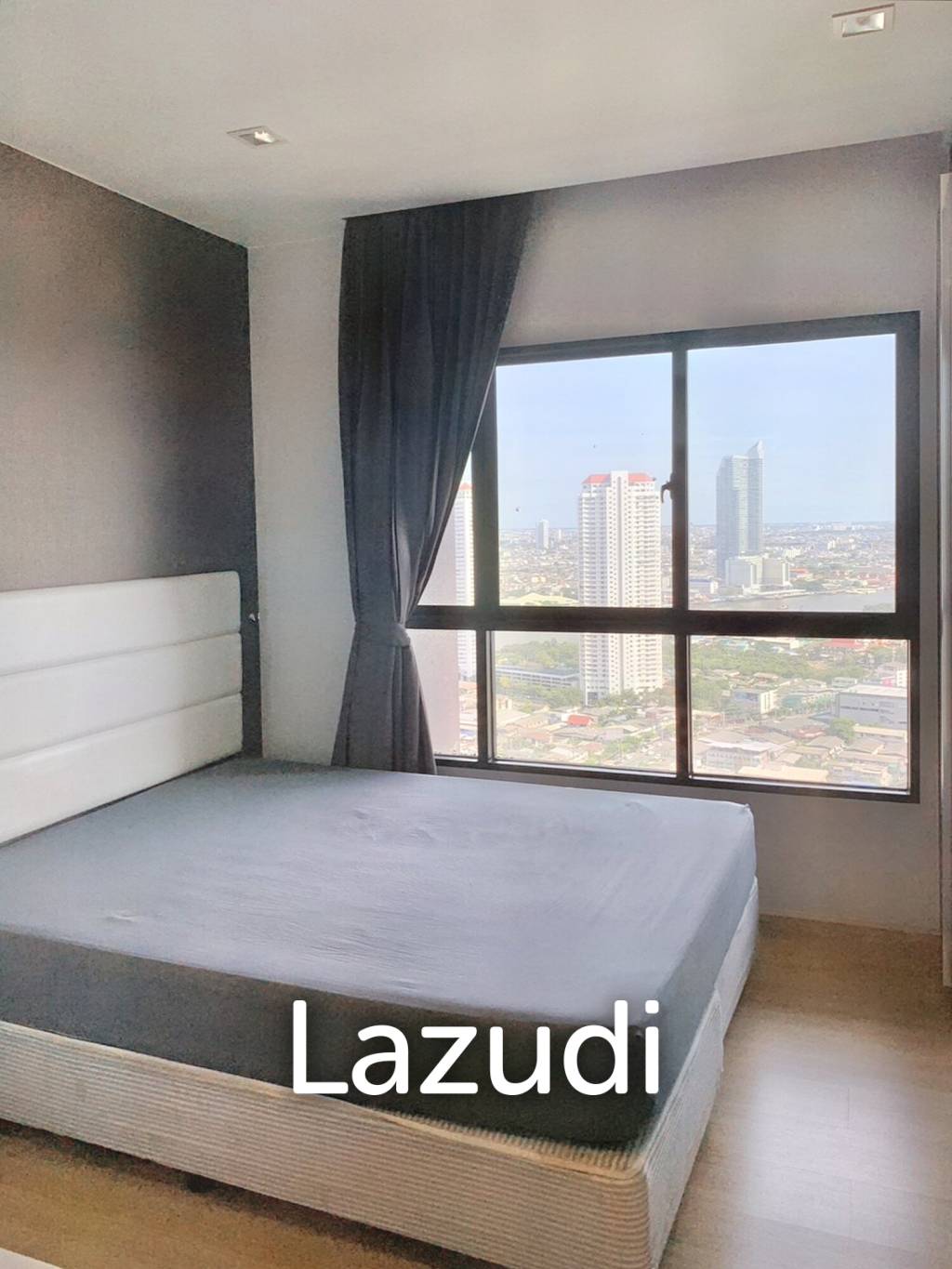 Studio 30 SQ.M Urbano Absolute Sathon-Taksin
