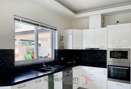 Orchid Paradise: 3 Bedroom Pool Villa