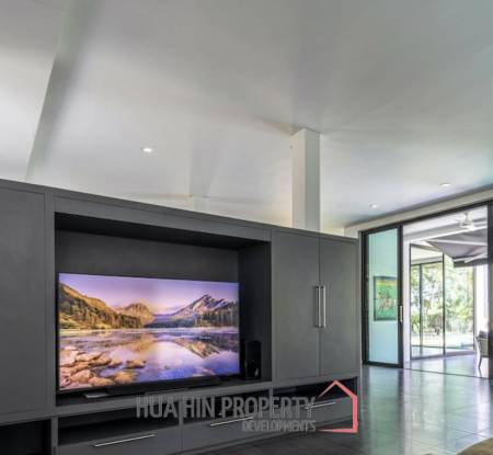 MODERN VILLA IN BANG GAO CHA-AM : 4 bed close to beach