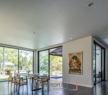 MODERN VILLA IN BANG GAO CHA-AM : 4 bed close to beach