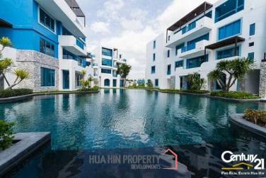 1 Bed beachfront condo