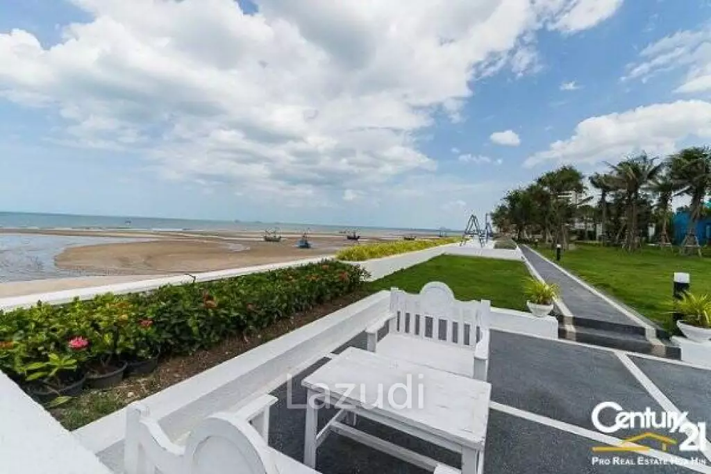1 Bed beachfront condo