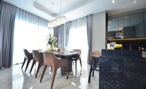 4 Bed 5 Bath 449 SQ.M. Altitude Mastery Sukhumvit