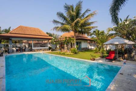 HANA VILLAGE 3 : 6 bed luxury pool villa