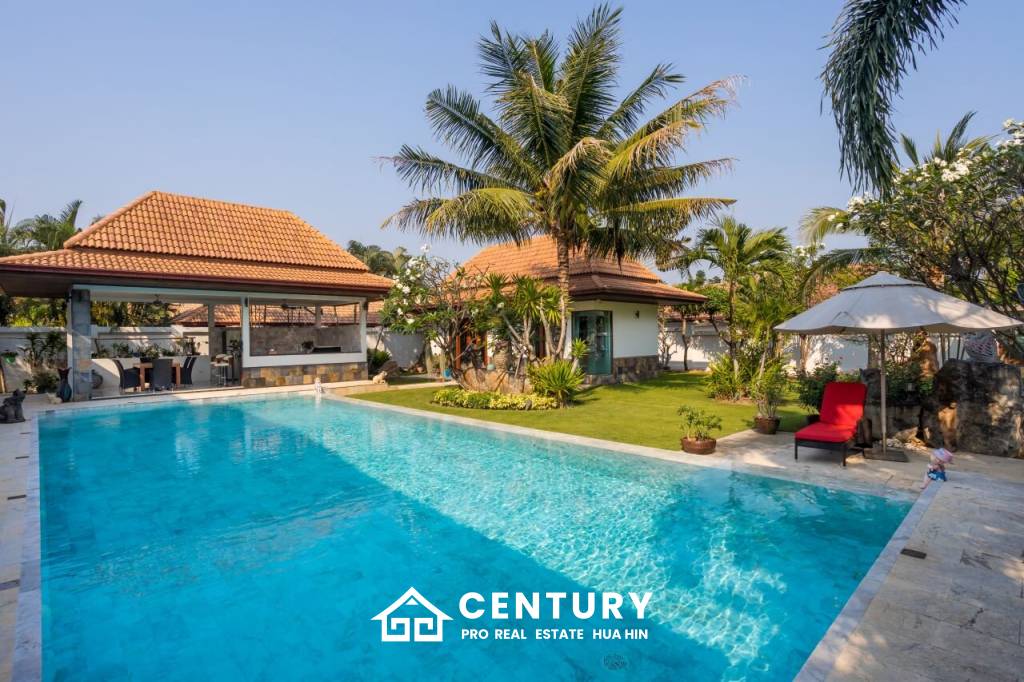 HANA VILLAGE 3 : 6 bed luxury pool villa