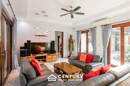 HANA VILLAGE 3 : 6 bed luxury pool villa