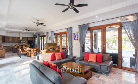 HANA VILLAGE 3 : 6 bed luxury pool villa