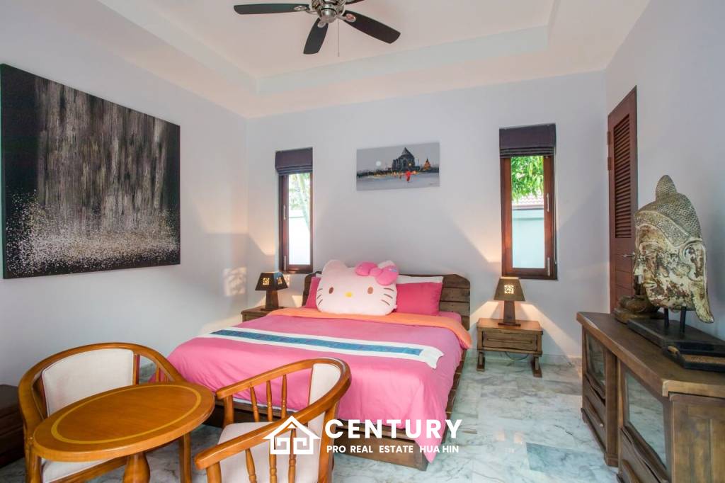 HANA VILLAGE 3 : 6 bed luxury pool villa