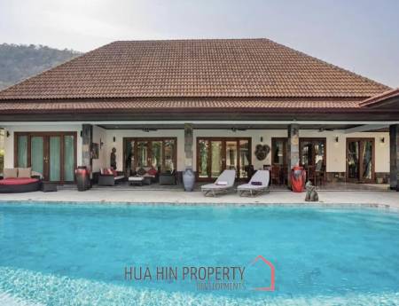 HANA VILLAGE 3 : 6 bed luxury pool villa