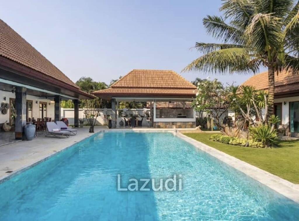 HANA VILLAGE 3 : 6 bed luxury pool villa