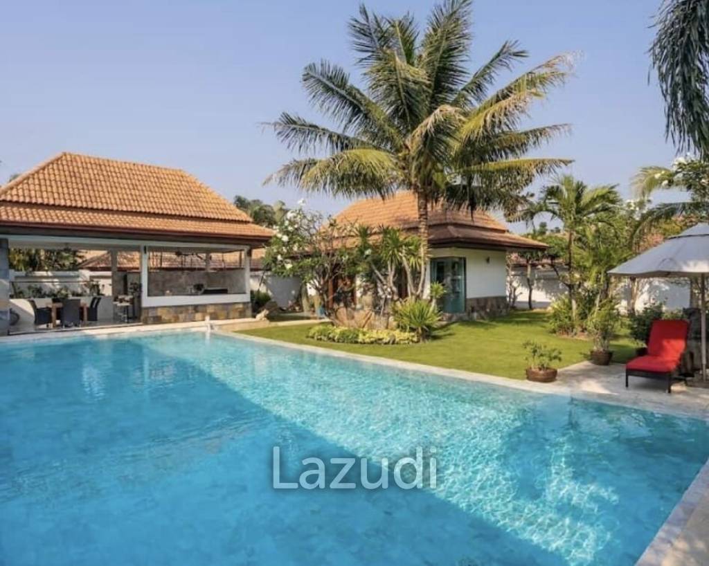 HANA VILLAGE 3 : 6 bed luxury pool villa