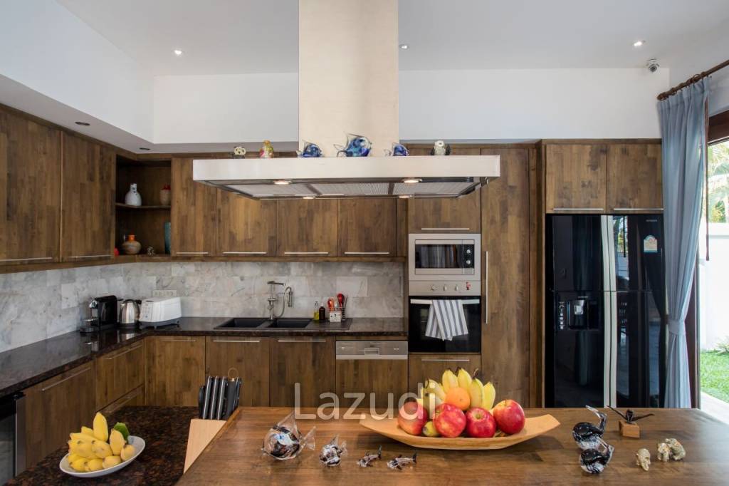 HANA VILLAGE 3 : 6 bed luxury pool villa
