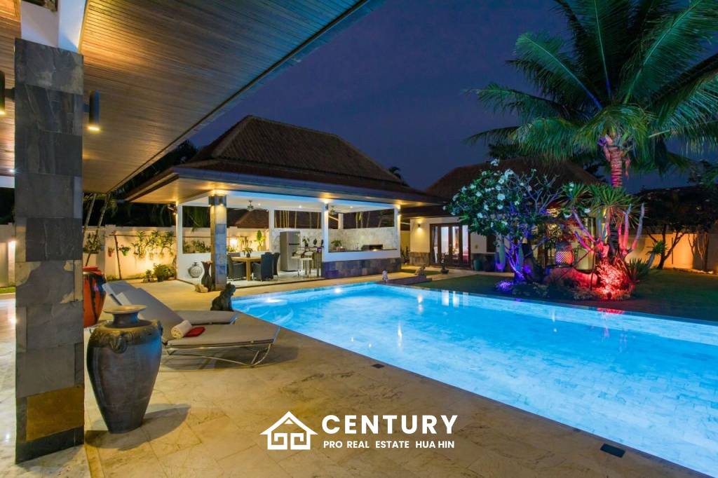 HANA VILLAGE 3 : 6 bed luxury pool villa