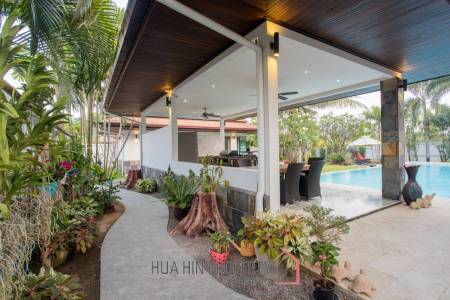 HANA VILLAGE 3 : 6 bed luxury pool villa