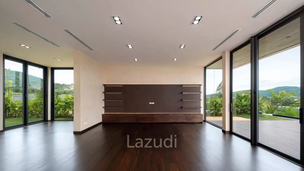 VILLA GAIA : LUXURIOUS 2 STOREY 4 BED POOL VILLA