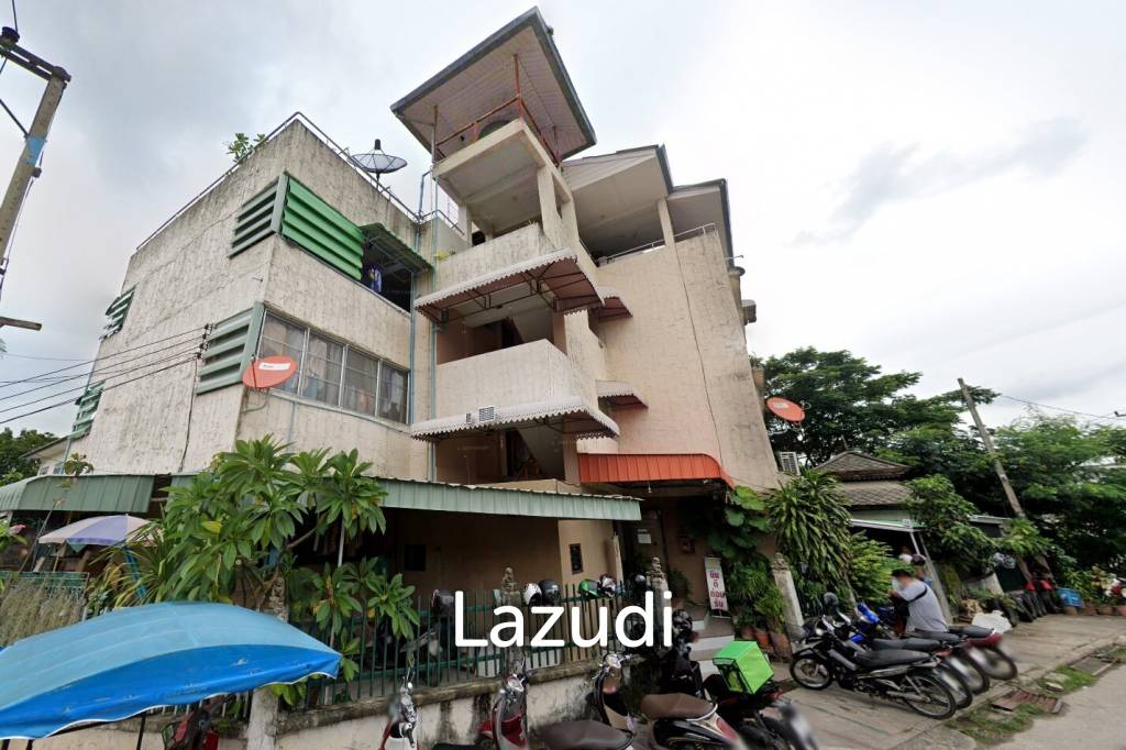 Good location Dormitory for sale in Chiang Mai