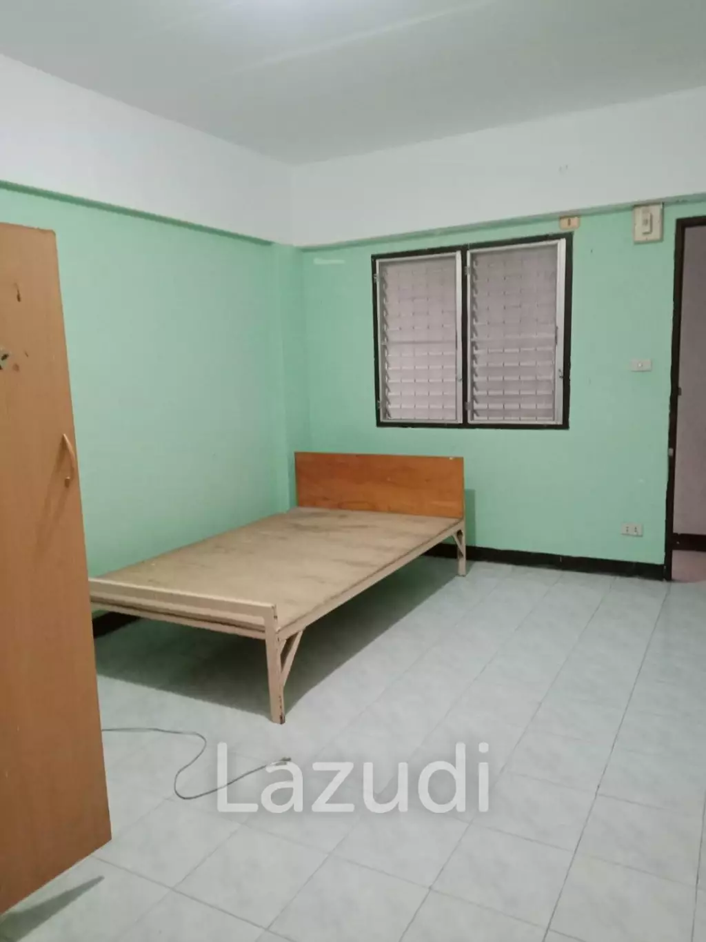 Good location Dormitory for sale in Chiang Mai