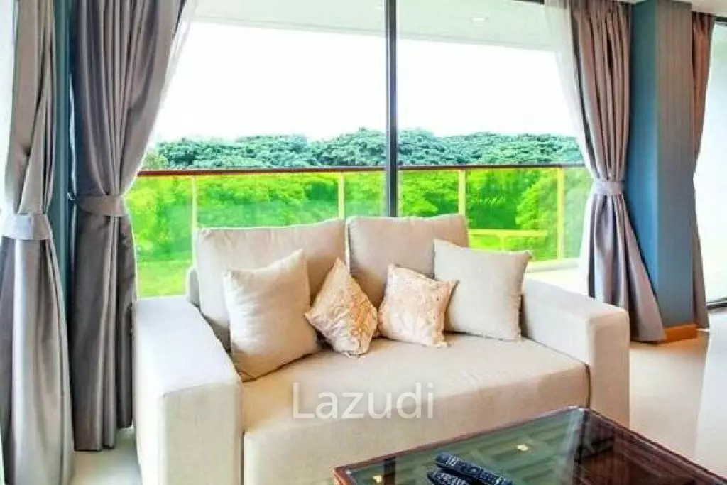 Beautufully 2 Bed Condo in Town