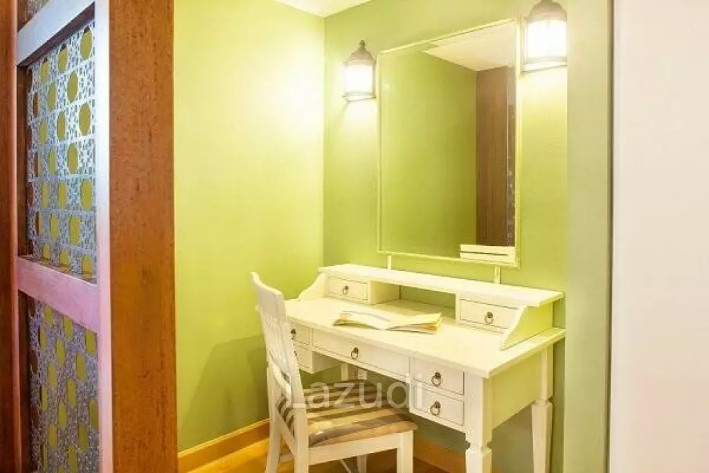 Beautufully 2 Bed Condo in Town